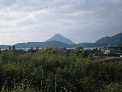 池田湖から開聞岳