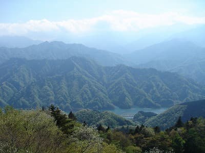 仏果山の山頂からの景色