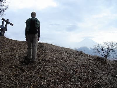 山頂直下から富士山