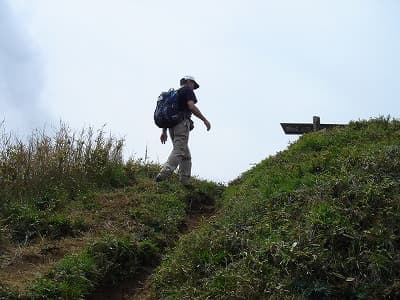 山頂までの登山道