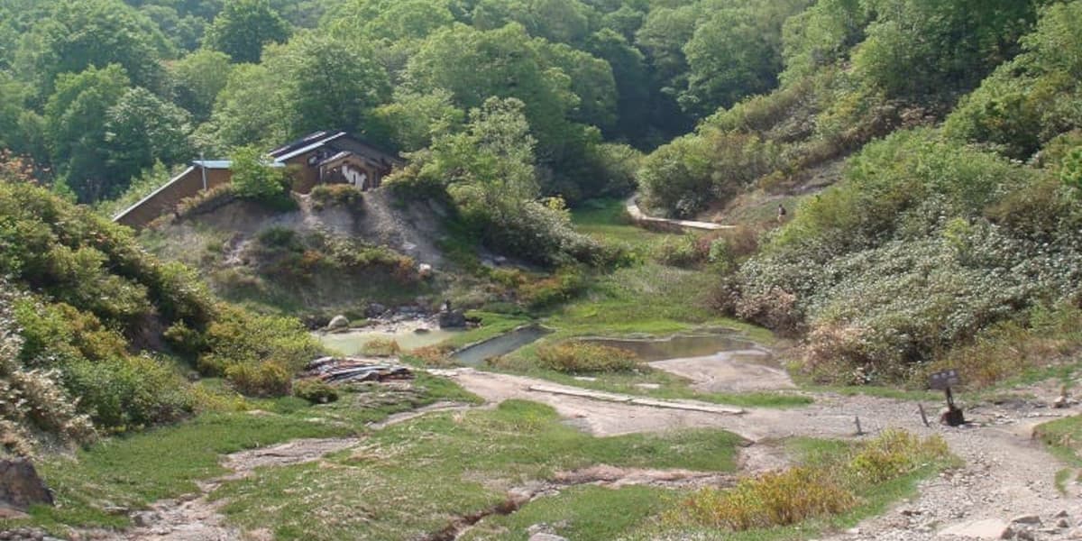 磐梯山までの登山道