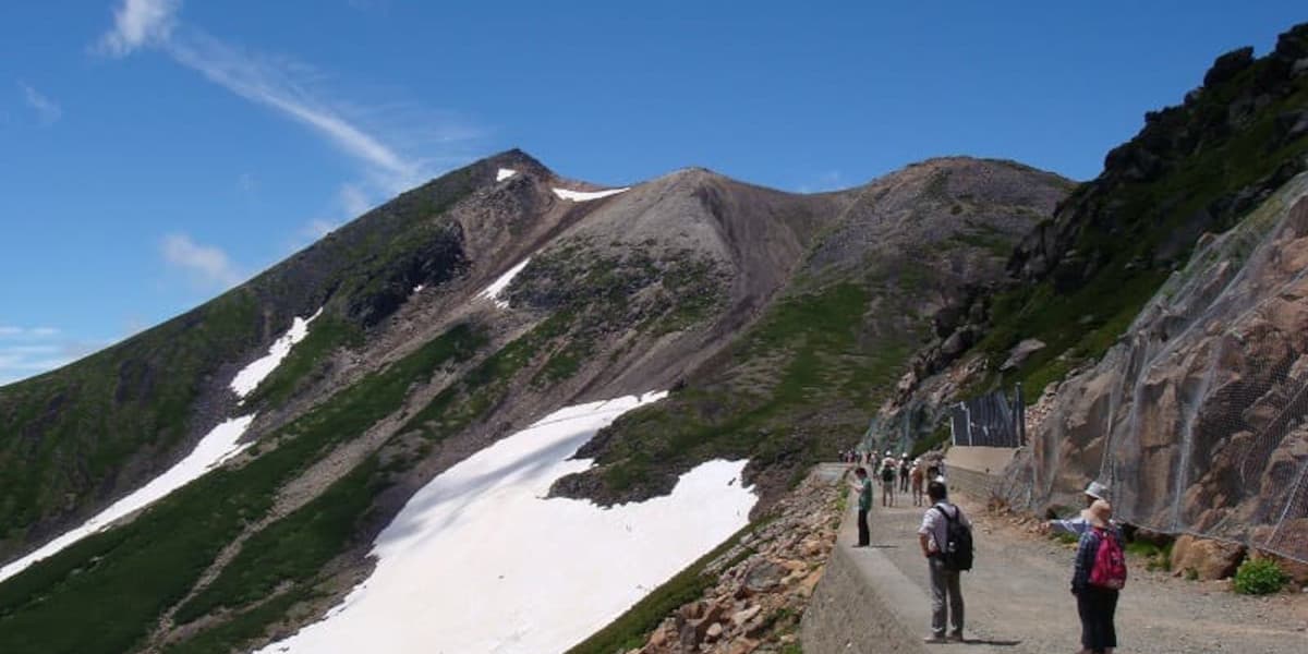 登山道から乗鞍岳