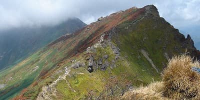 旅行で訪れた観光名所、谷川岳と仙之倉山