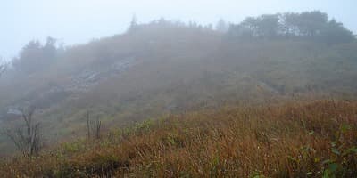 旅行で訪れた観光名所、雁ヶ腹摺山