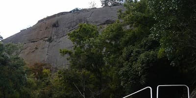 旅行で訪れた観光名所、岩殿山