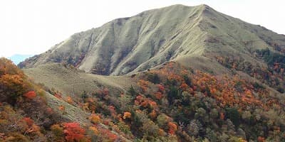 神奈川県厚木市の旅行で訪れた観光名所、剣山