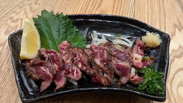 馬刺し