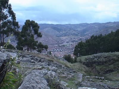 ペルー・クスコの旅行や観光地、ケンコー遺跡からクスコの街