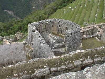 ペルー・アグアス・カリエンテスの旅行や観光地、太陽の神殿