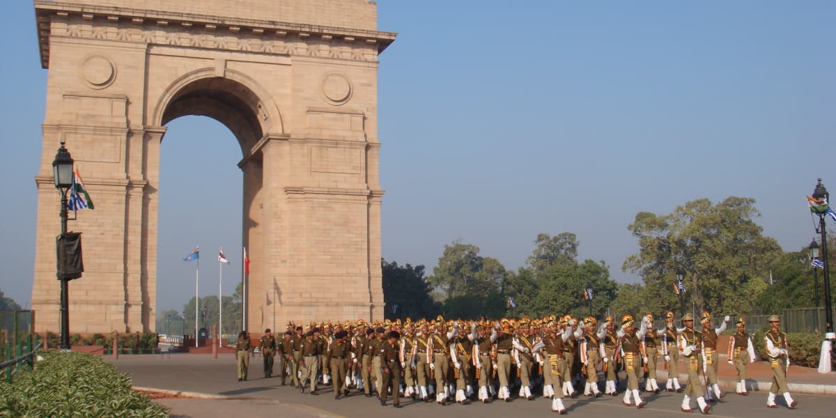 インド・デリーの旅行や観光地、インド門