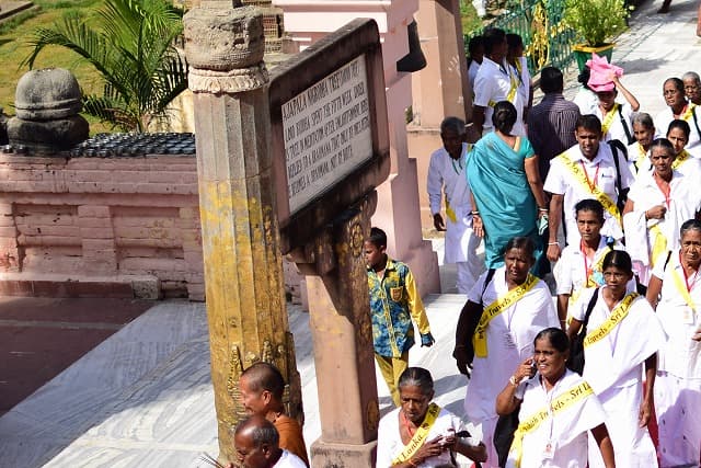 インド・ブッダガヤの旅行で訪れた観光名所、マハーボディー寺院（ブッダガヤ大菩提寺）