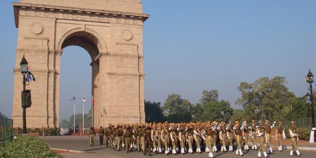 インド・デリーの旅行や観光地、インド門