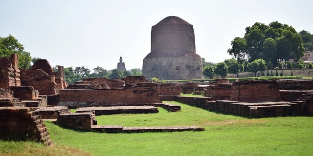 インド・ベナレスの旅行や観光地、サールナート仏教遺跡