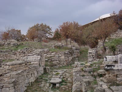 トルコ・チャナッカレの旅行や観光地、トロイ遺跡