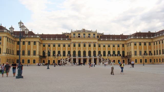 オーストリアの旅行や観光地、シェーンブルン宮殿