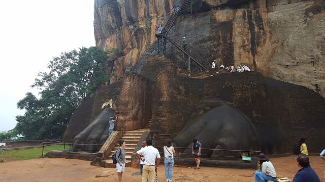 スリランカ・マータレーの旅行や観光地、シーギリヤ遺跡