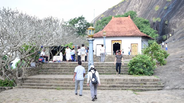 スリランカ・ダンブッラの旅行や観光地、ダンブッラ石窟寺院