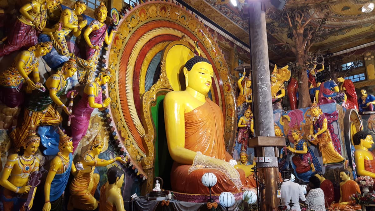 スリランカ、コロンボの旅行や観光地、ガンガラーマ寺院