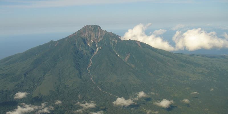 北海道利尻郡の旅行で訪れた観光名所、利尻岳