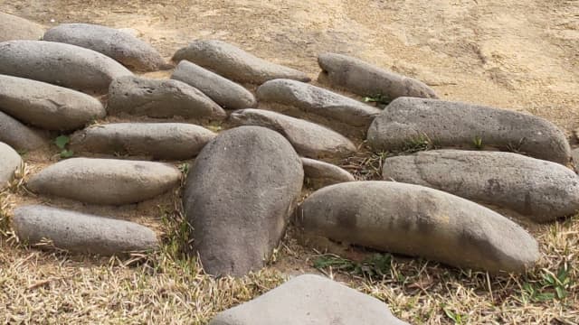 青森県青森市の旅行で訪れた観光名所、小牧野遺跡の小牧野式配石