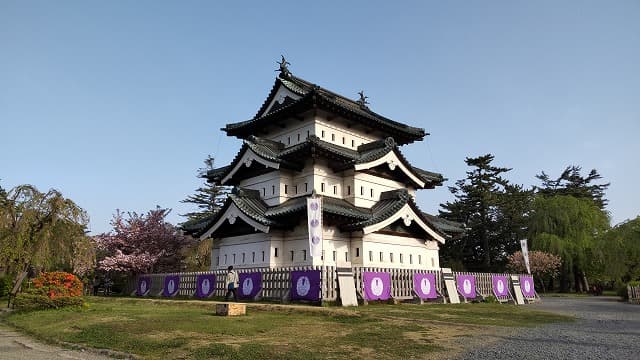 青森県弘前市の旅行で訪れた観光名所、弘前城