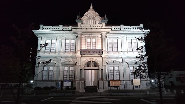 青森県弘前市の旅行で訪れた観光名所、旧第59銀行本店本館（青森銀行記念館）