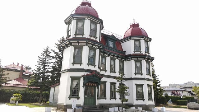 青森県弘前市の旅行で訪れた観光名所、旧弘前市立図書館