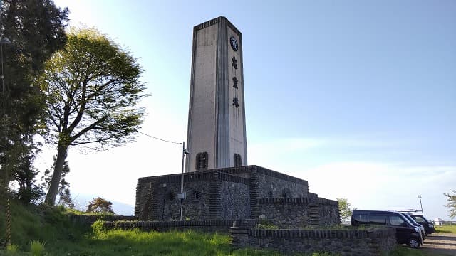 青森県弘前市の旅行で訪れた観光名所、禅林街の弘前市仏舎利塔（忠霊塔）