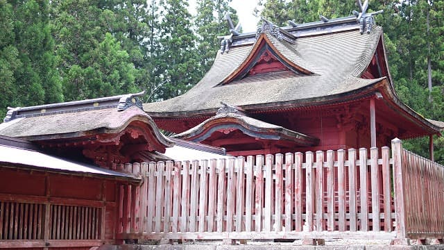 青森県弘前市の旅行で訪れた観光名所、高照神社の本殿