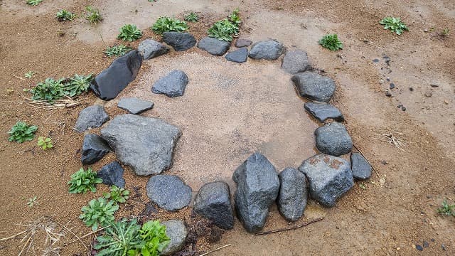 青森県弘前市の旅行で訪れた観光名所、大森勝山遺跡の屋外炉