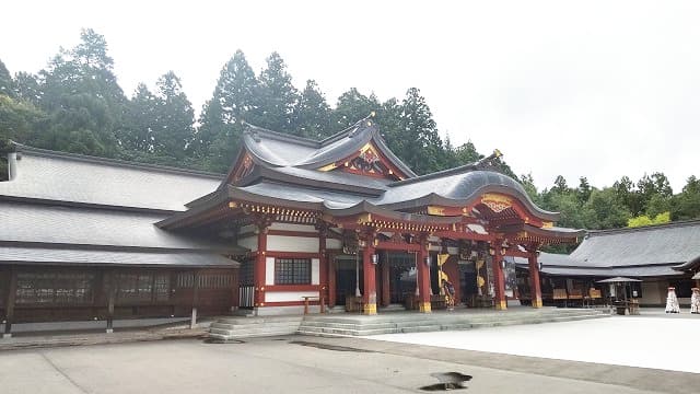 岩手県盛岡市の旅行で訪れた観光名所、盛岡八幡宮