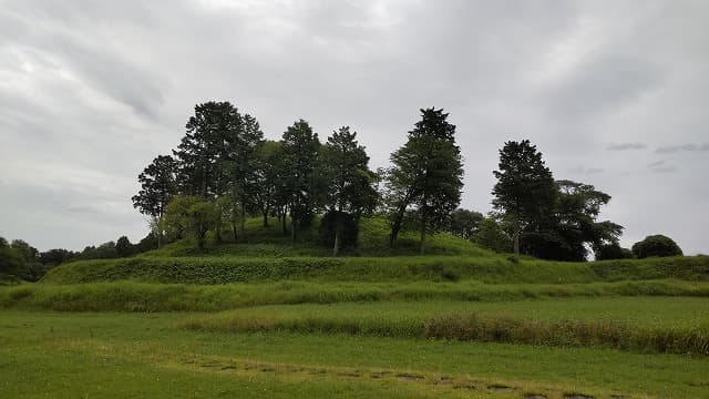 宮城県名取市の旅行で訪れた観光名所、雷神山古墳