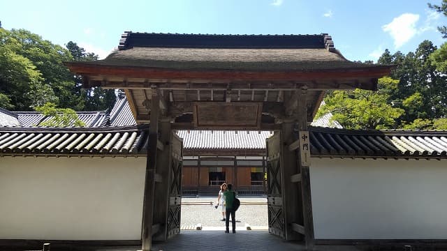 宮城県宮城郡の旅行で訪れた観光名所、瑞巌寺中門