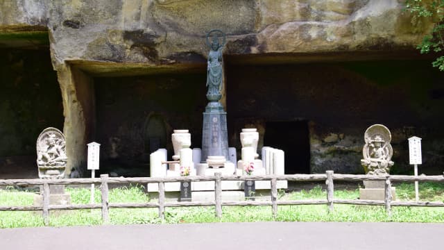 宮城県宮城郡の旅行で訪れた観光名所、瑞巌寺洞窟遺跡群