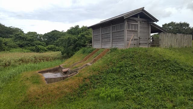 秋田県秋田市の旅行で訪れた観光名所、古代水洗厠舎跡