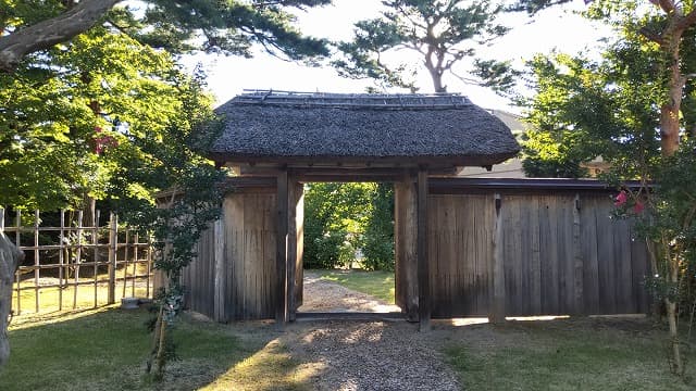 秋田県秋田市の旅行で訪れた観光名所、如斯亭庭園＿紅霞洞