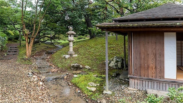 秋田県秋田市の旅行で訪れた観光名所、如斯亭庭園＿幽琴澗