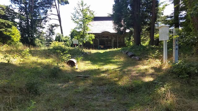 秋田県横手市の旅行で訪れた観光名所、横手公園（横手城）本丸跡