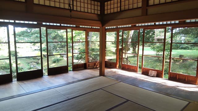 秋田県大館市の旅行で訪れた観光名所、旧鳥潟家住宅＿主人室