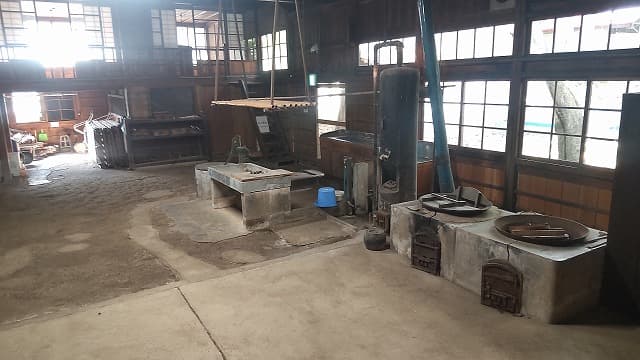 秋田県大館市の旅行で訪れた観光名所、旧鳥潟家住宅＿土間