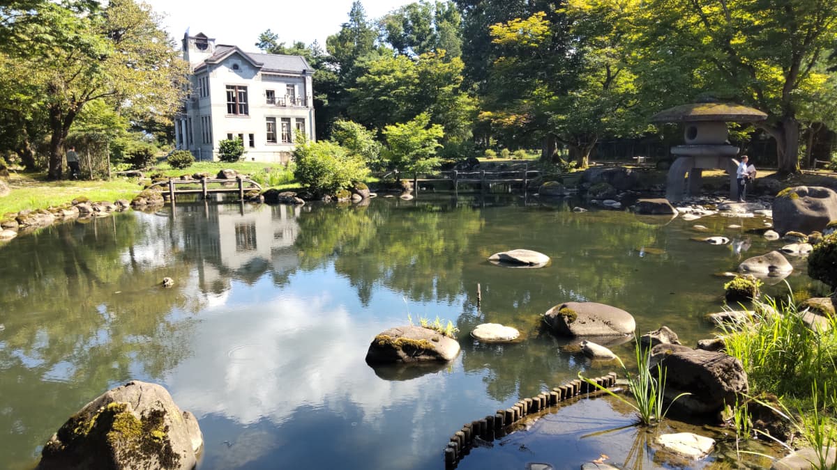 秋田県大仙市の旅行で訪れた観光名所、旧池田氏庭園