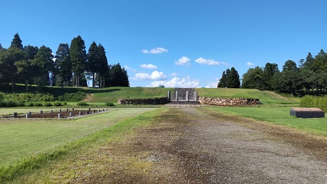 秋田県大仙市の旅行で訪れた観光名所、払田柵跡＿南大路