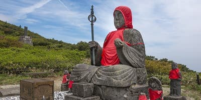 山形県上山市の旅行で訪れた観光名所、蔵王地蔵尊