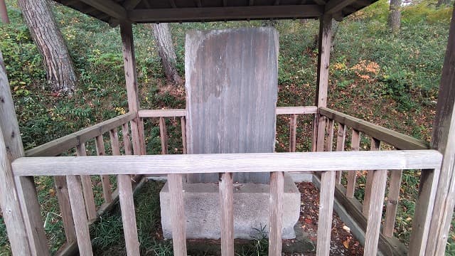 福島県白河市の旅行で訪れた観光名所、南湖公園＿南湖碑(南湖十七景詩歌碑)