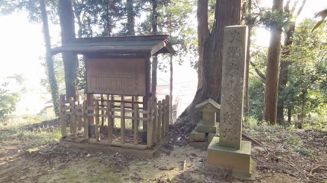 福島県須賀川市の旅行で訪れた観光名所、上人檀廃寺跡と米山寺経塚群