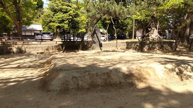 千葉県船橋市の旅行で訪れた観光名所、意富比神社(船橋大神宮)の土俵