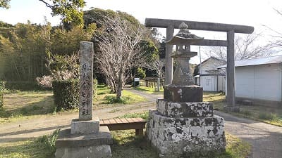 千葉県館山市の旅行で訪れた観光名所船越鉈切神社