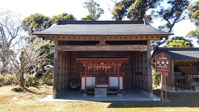 石堂寺山王堂