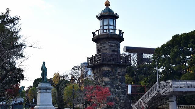 東京都千代田区の靖国神社高燈籠（常燈籠）