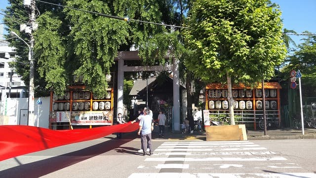 東京都中央区の旅行で訪れた観光名所、築地波除神社